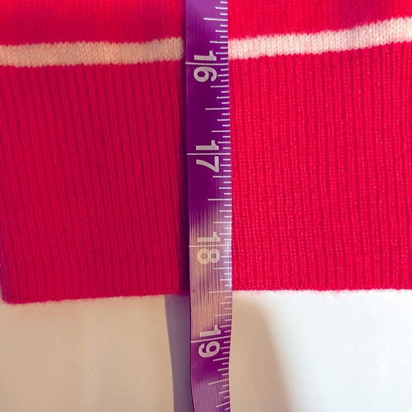 NWOT Crewcuts Kids' cashmere crewneck sweater!!! - Picture 4 of 5